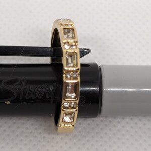 Gold Ring with diamonds